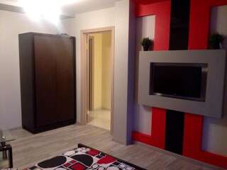 Апарт-отели Uzh Apartments Ужгород Люкс с балконом-3